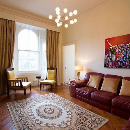 Altido Castle Terrace 3 Bedroom Apartment - Old Town Édimbourg Extérieur photo