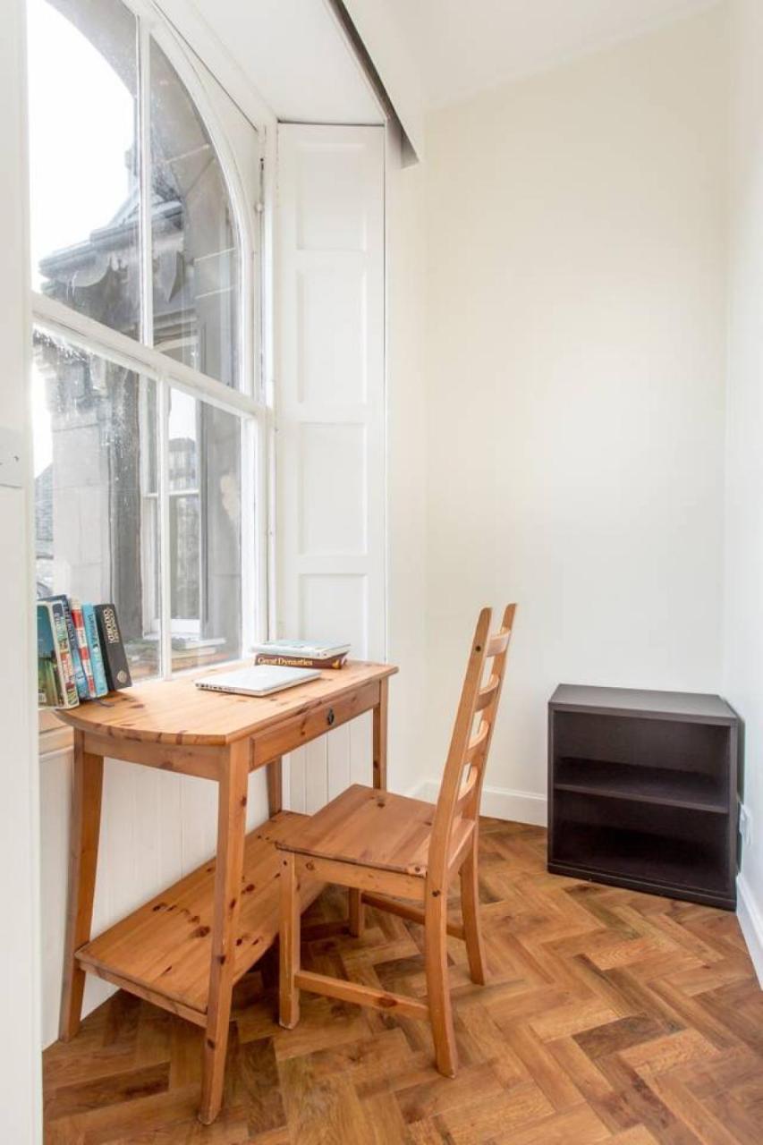 Altido Castle Terrace 3 Bedroom Apartment - Old Town Édimbourg Extérieur photo
